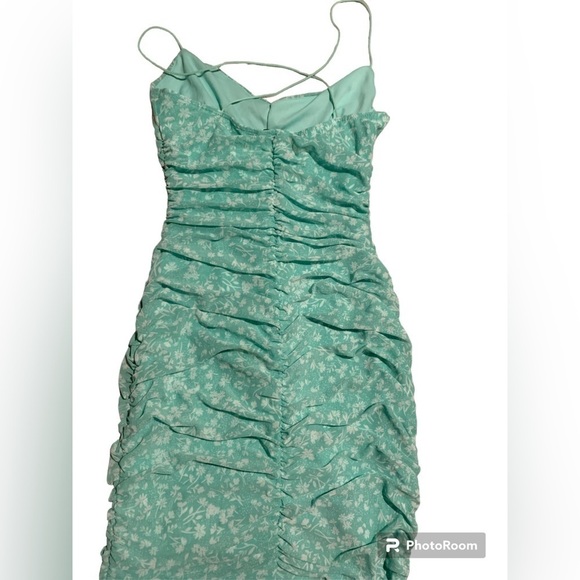 Beautiful teal ruched body con spaghetti strap dress XS - Picture 2 of 3
